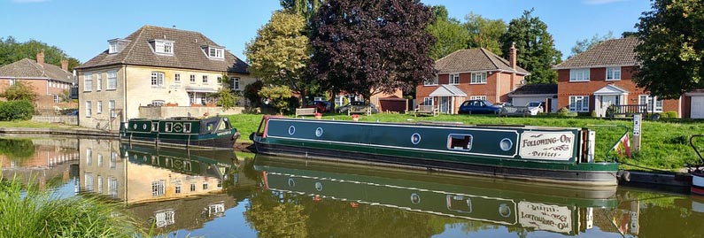 Canal boat holidays in the UK