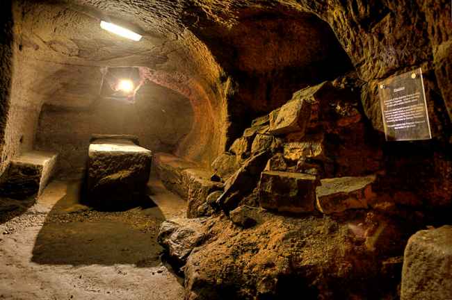 Gilmerton Cove, Edinburgh Gilmerton Cove, Edinburgh