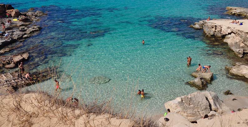 Calo Des Mort beach, Formentera