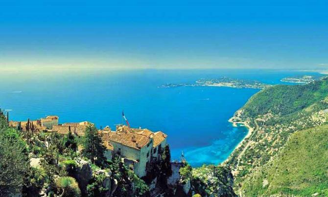 Minimoon in Eze, Cote d'Azure (French Riviera)